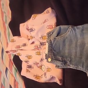 Girl blue jeans and pink hoodie brand new size 5t